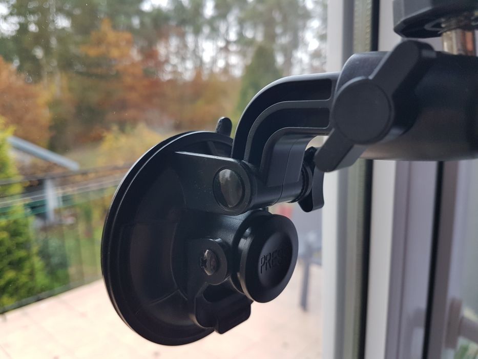 Samochodowy uchwyt do smartfona