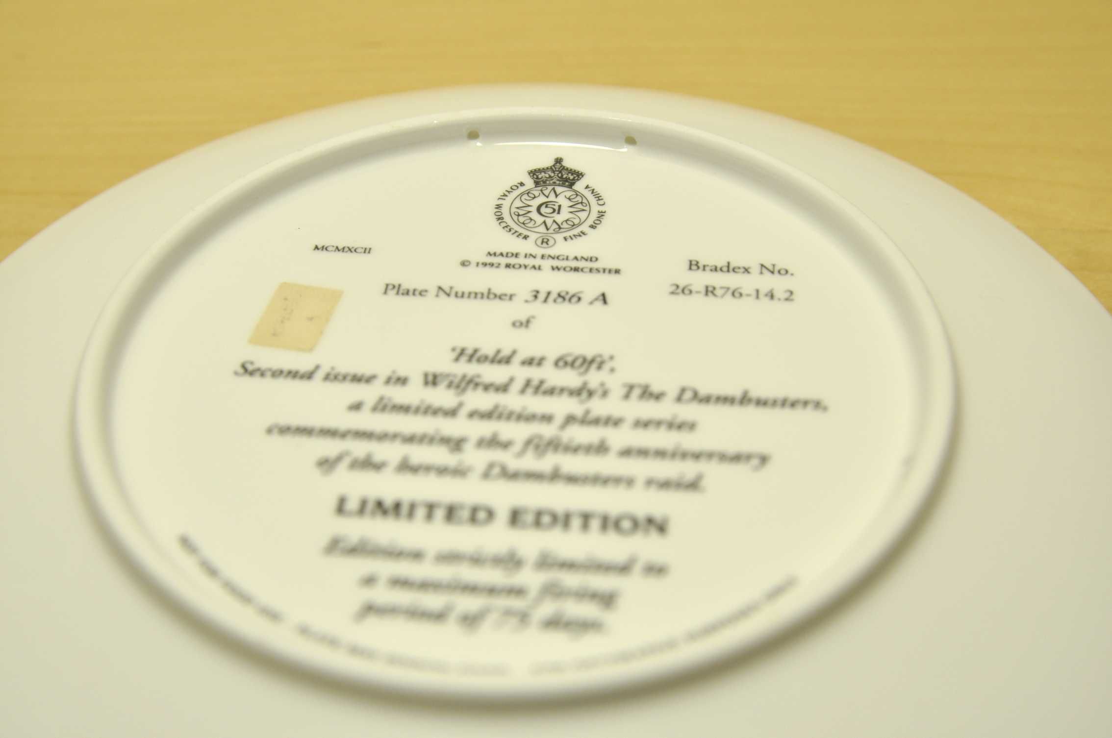 Royal Worcester talerz patera samolot bombowiec RAF Avro Lancaster