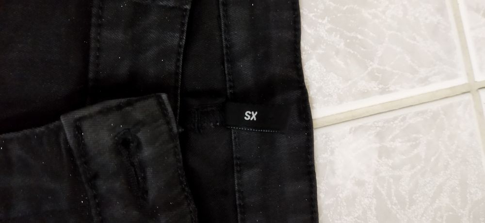 Calça de marca Calzedonia