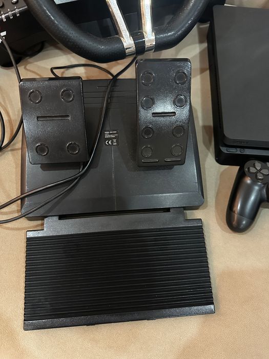 PlayStation 4 + volante