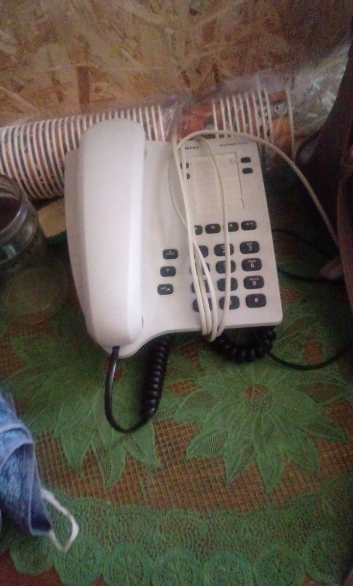 Telefon stacjonarny