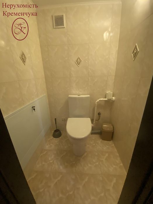 Продаж просторий та сучасний будинок комфорт-класу.