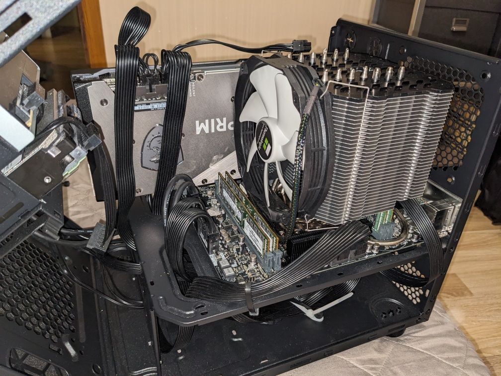 Asus X99-M WS SE (2011-3)/64Gb/Xeon E5-2697v3/SSD 2 TB