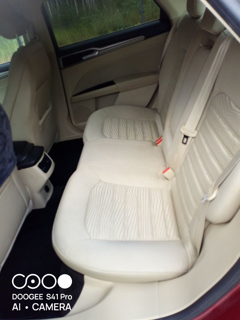 Ford Fusion 2015 r