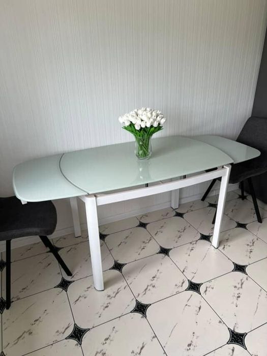 Стіл кухонний без дефектів