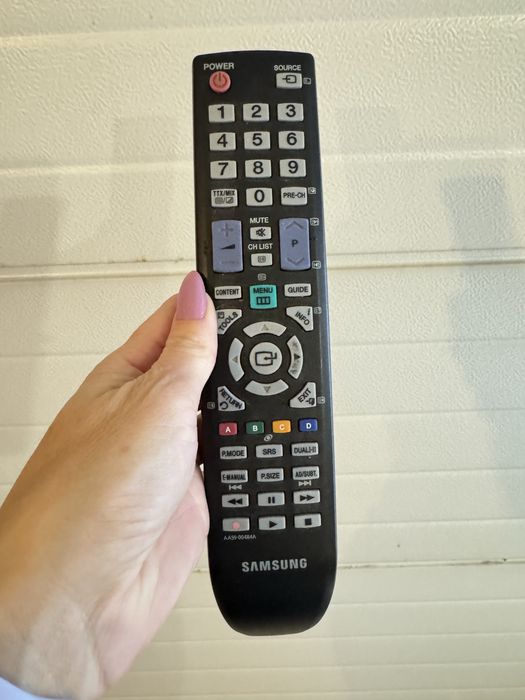 Телевізор Samsung LE32D450G1WXXH