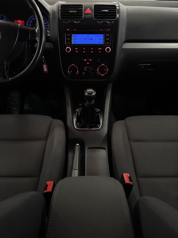 Volkswagen Golf V 1.6MPi 8V 5МКПП 2006 р.в. (102 к.с.)