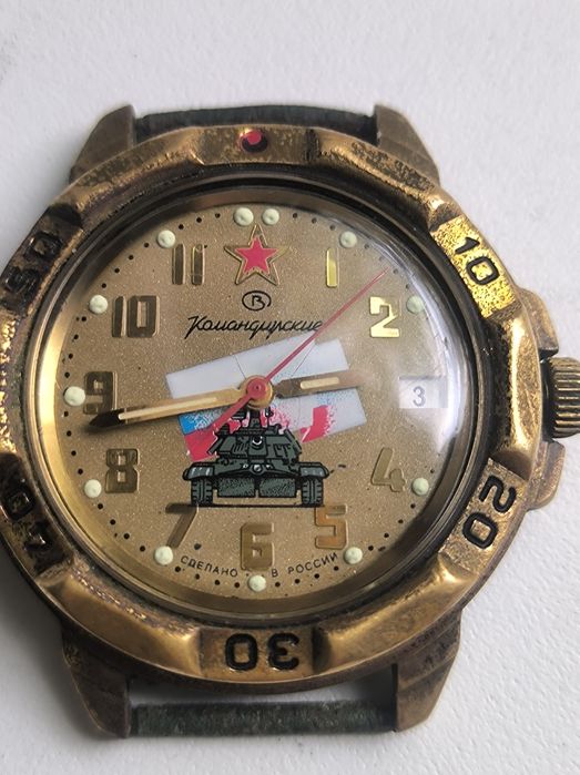 Годинник командирський  в гарному стані, працюють ідеально