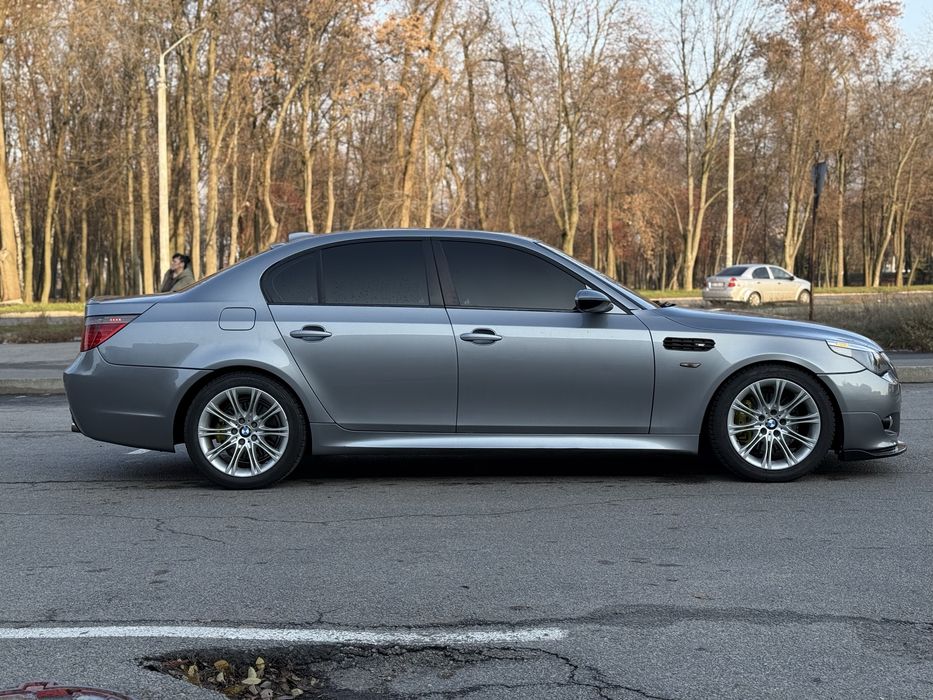 BMW E60 3.0 Бензин 2005 г
