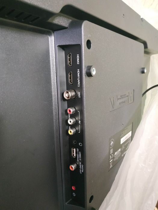 Телевизор Grunhelm 32"