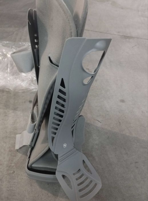 Bota Walker praticamente nova + cunhas tendão de Aquiles