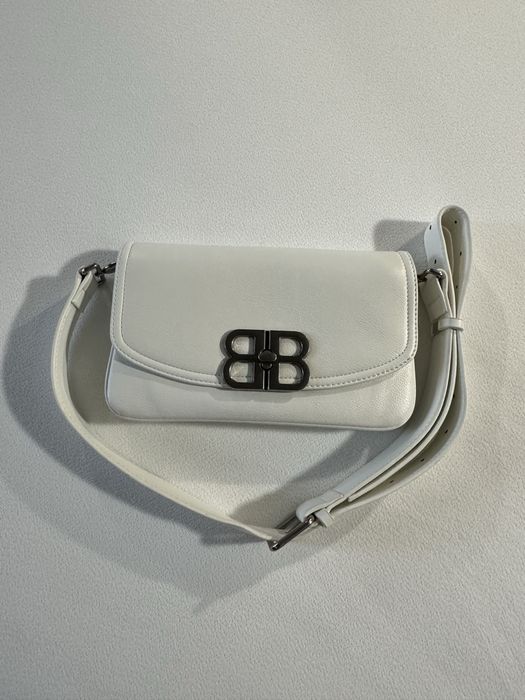 Продам сумку из натуральной кожи