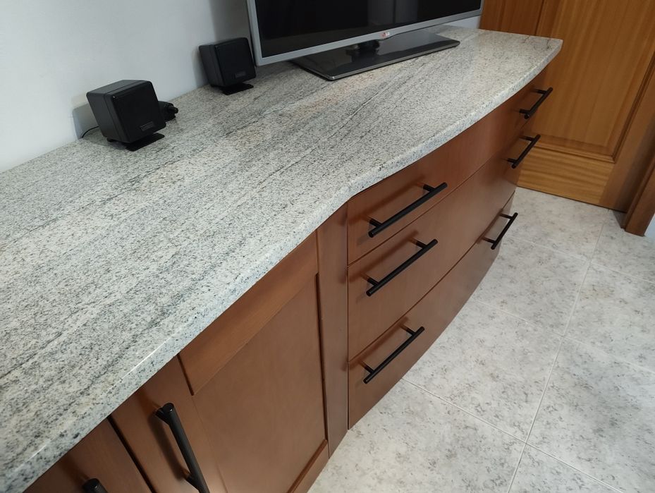 Móvel de Apoio Cozinha