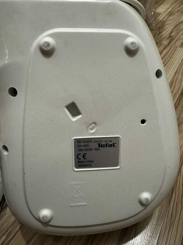 Stacja parowa Tefal Pressing Compact