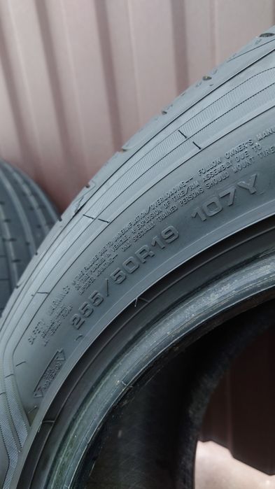 Goodyear r19 235 55, 255 50 різноширокі porsche macan
