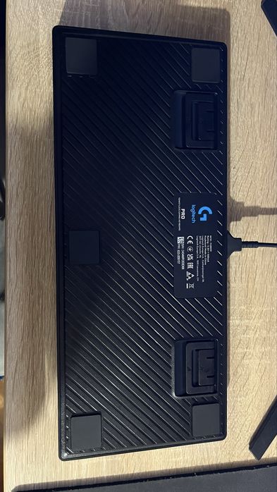 клавіатура logitech g pro