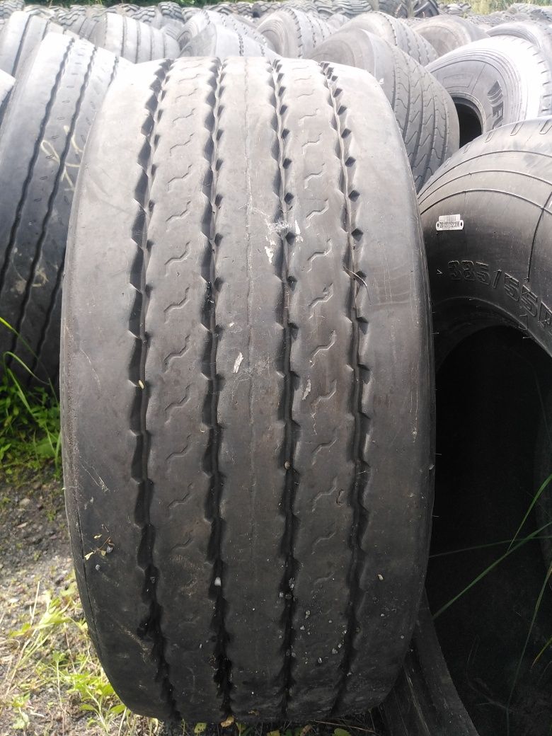 Opona  385/55R22.5 Laurent retread