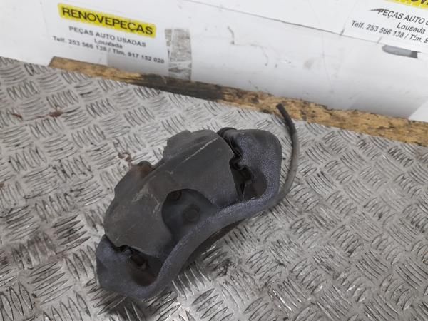 Pinça travão / maxila de travão frente esquerda MERCEDES-BENZ CLK (C20