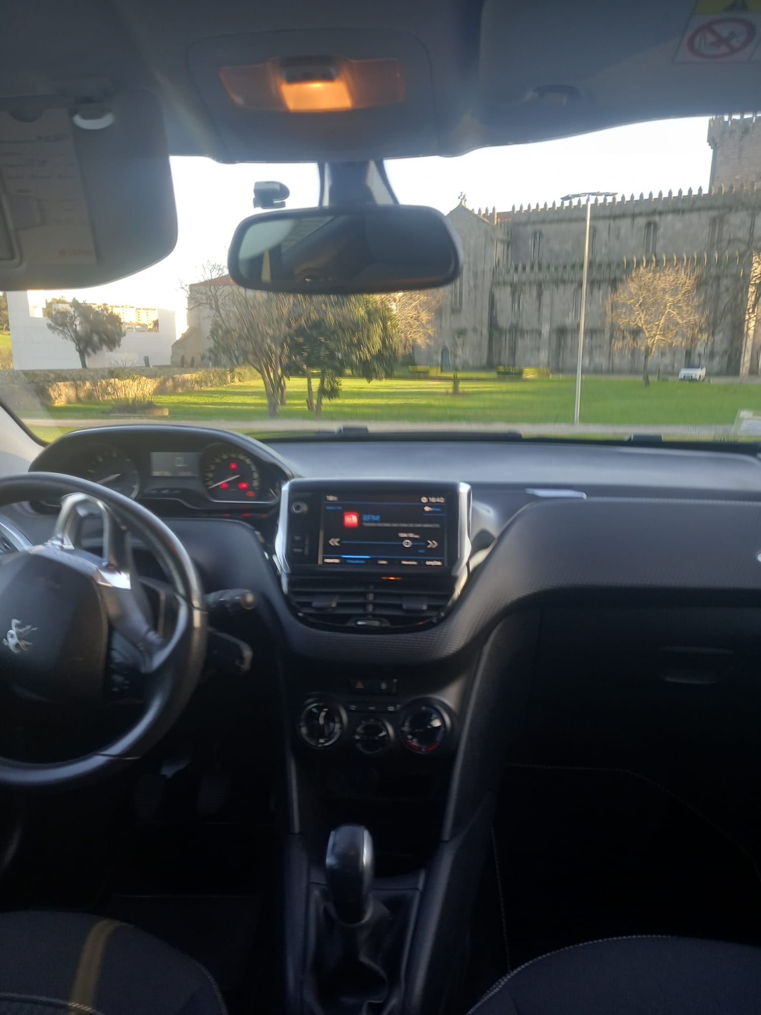 Peugeot 208 1.6 Hdi
