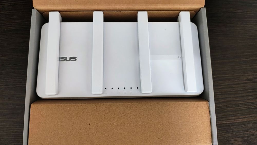 Роутер ASUS EBR63