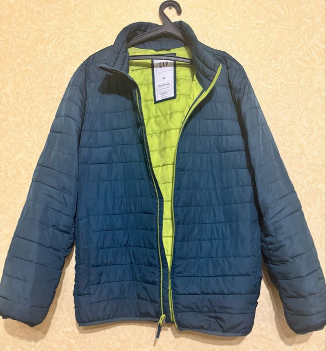 Куртка GAP оригінал. Розмір L