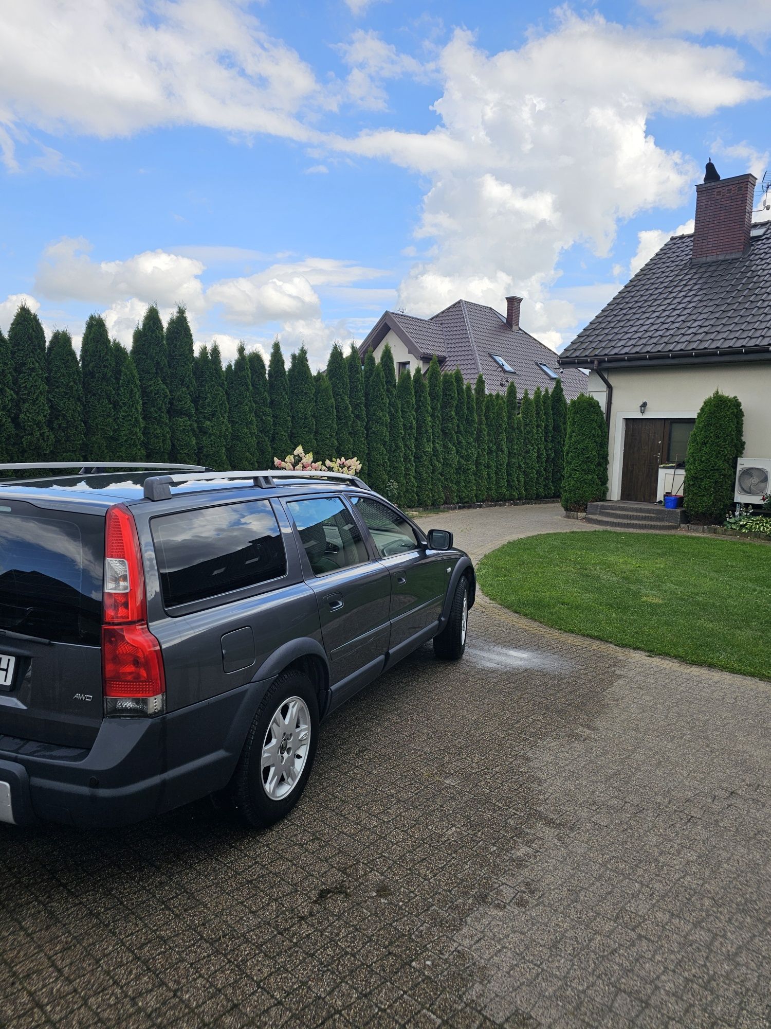 Volvo xc 70  2005r  2.5 b/g manual