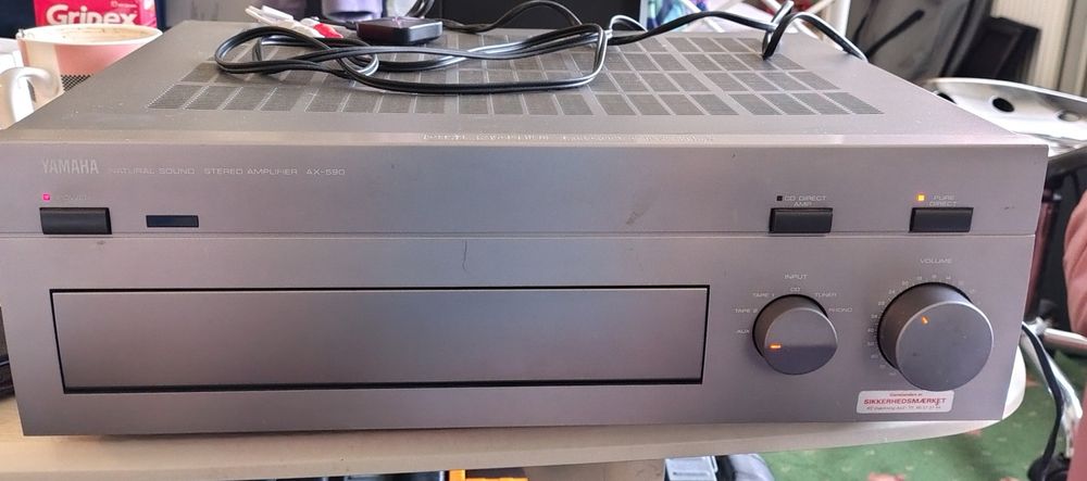Wzmacniacz YAMAHA AX-590