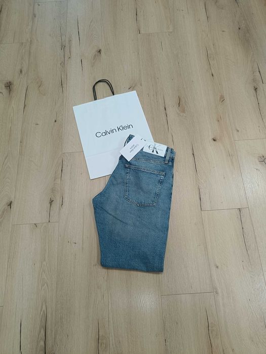 Calvin Klein Slim W34 L32 oryginalne spodnie