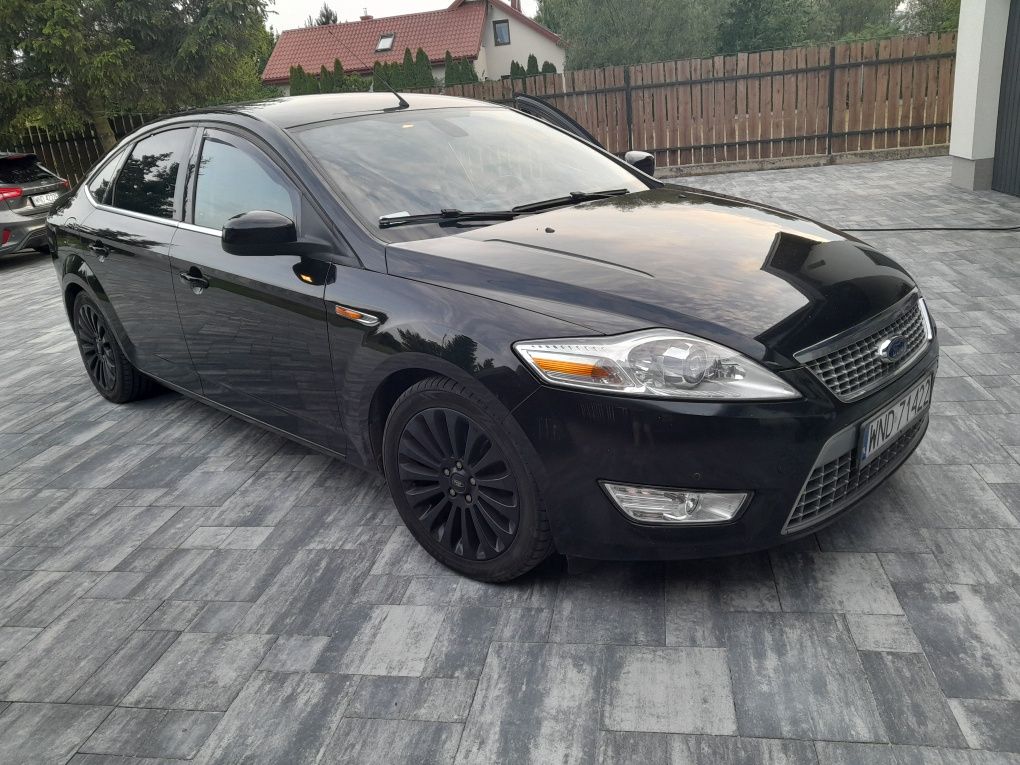 Ford Mondeo diesel 2.0 titanium. Convers,Alcantara,Start Stop