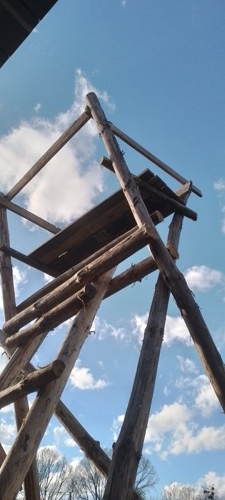 Wysiadka, Zwyżka myśliwska Ambona solidna