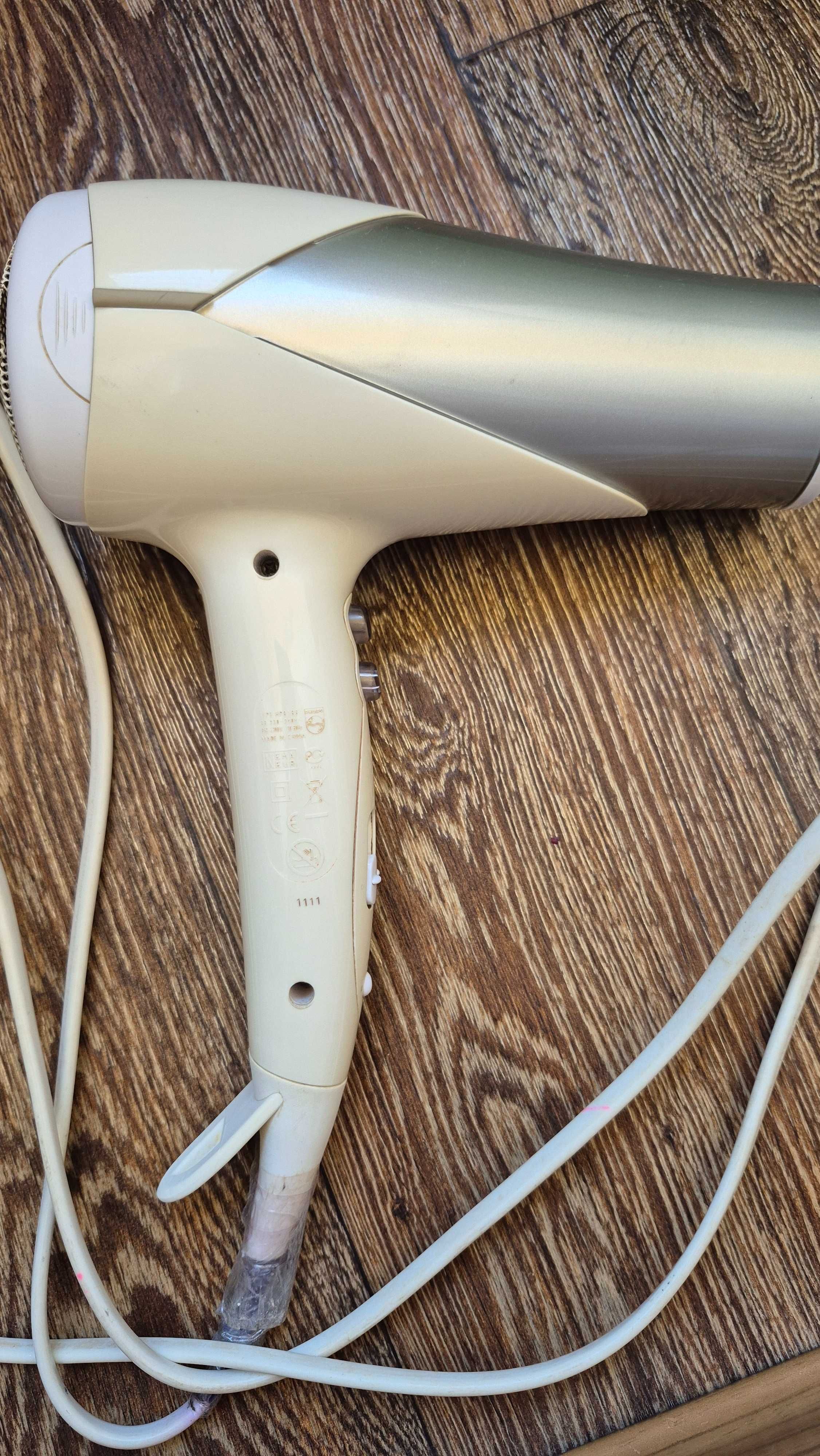 Фен PHILIPS HP-8183/00