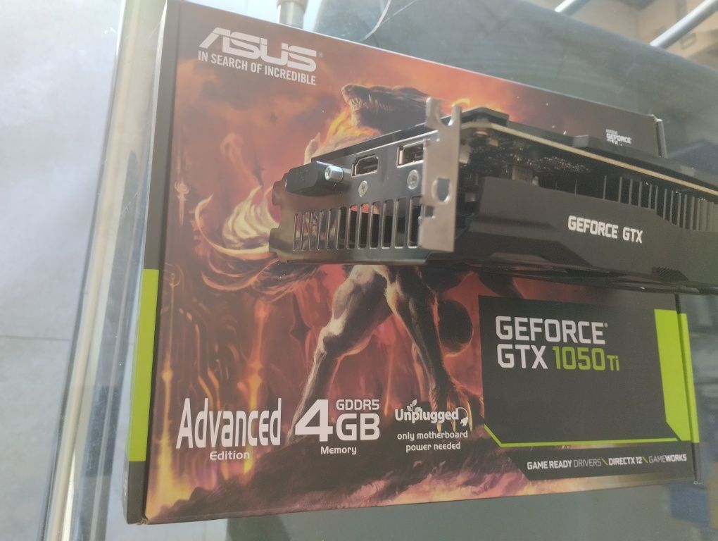 Placa gráfica Asus GTX 1050ti 4gb Cerberus
