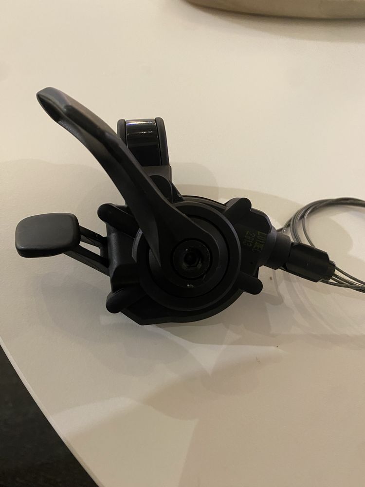 Desviador dianteiro SRAM X5 e pssador