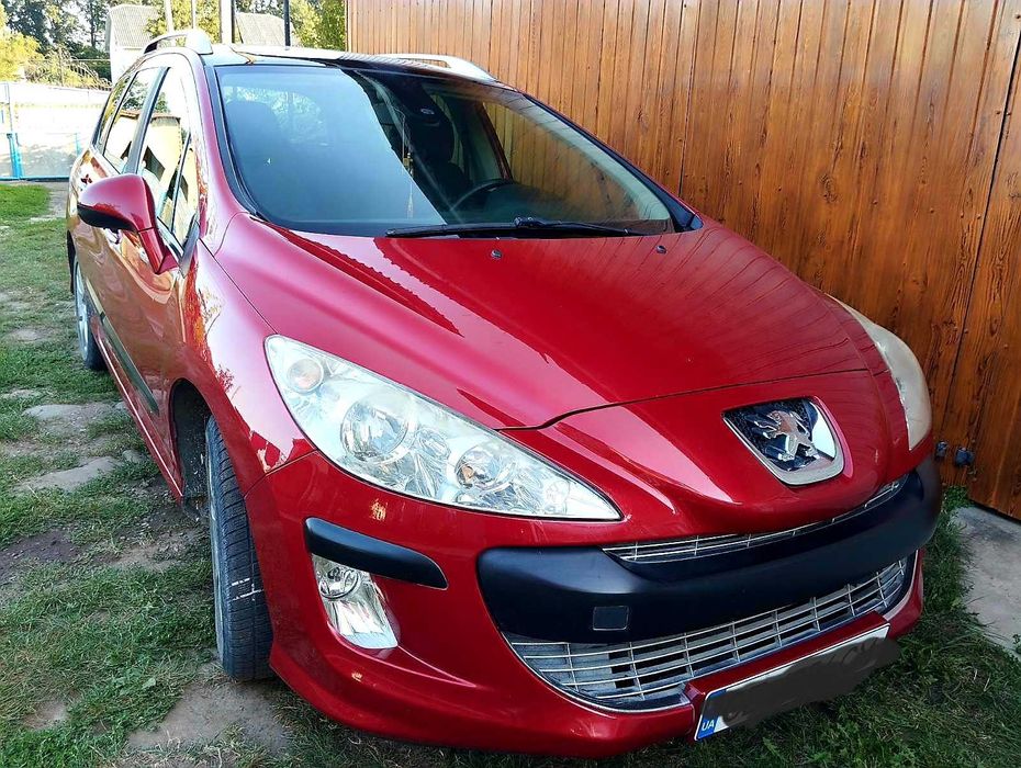 Автомобіль Peugeot