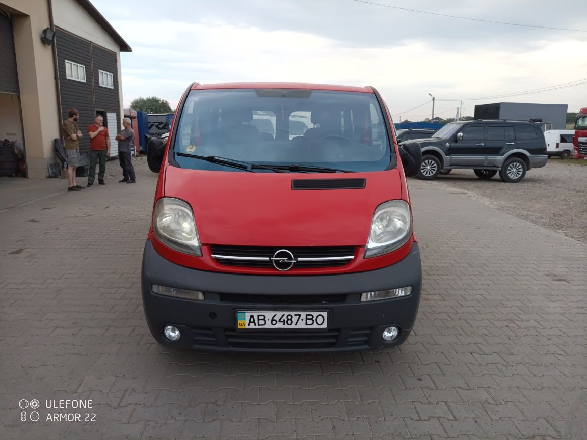 Opel Vivaro 2001 дизель 1,9