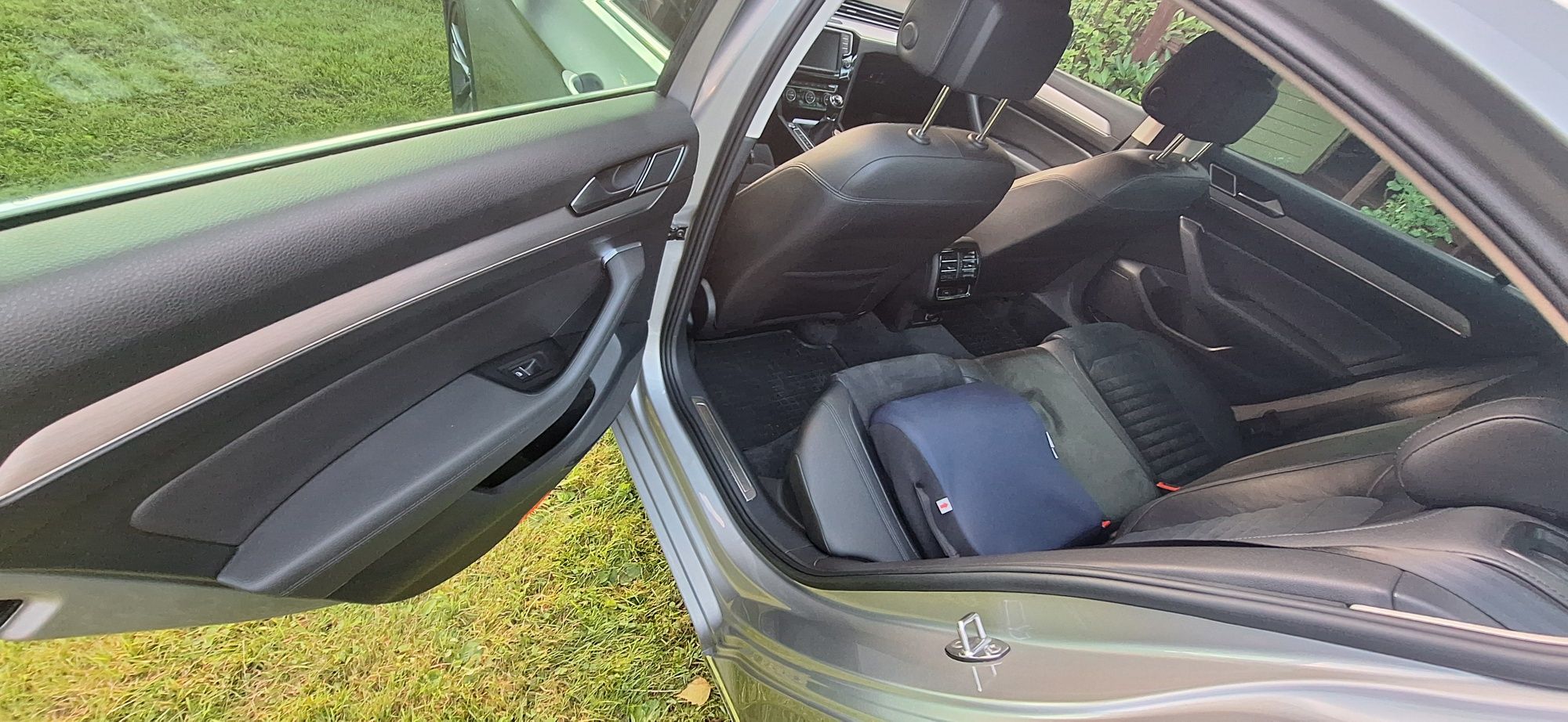 Passat 2.0 TDi 190km Highline.     !   !   !