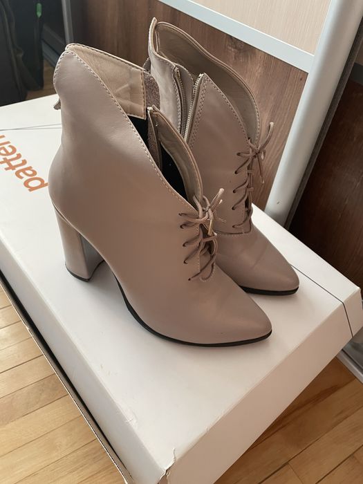 Чобітки ботильйони 38 розмір