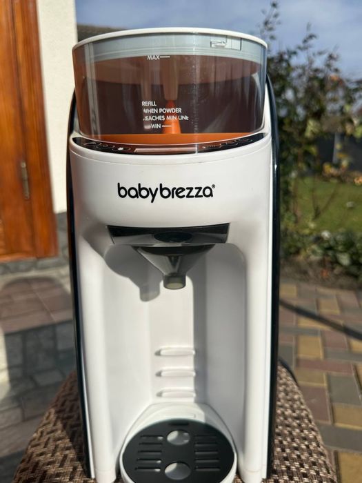 Продається Babybrezza для приготування дитячої суміші