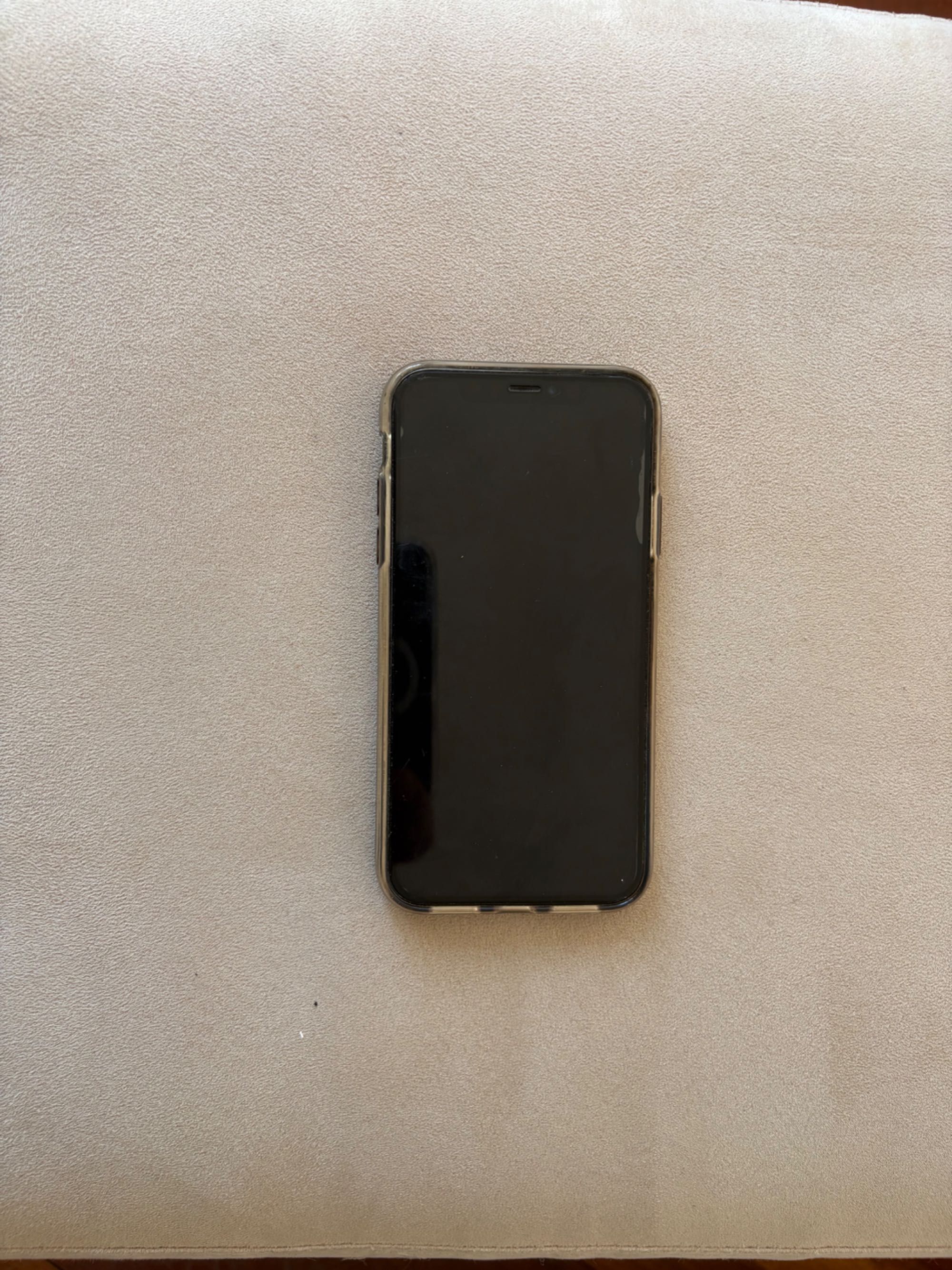 iPhone 6 XR  64GB