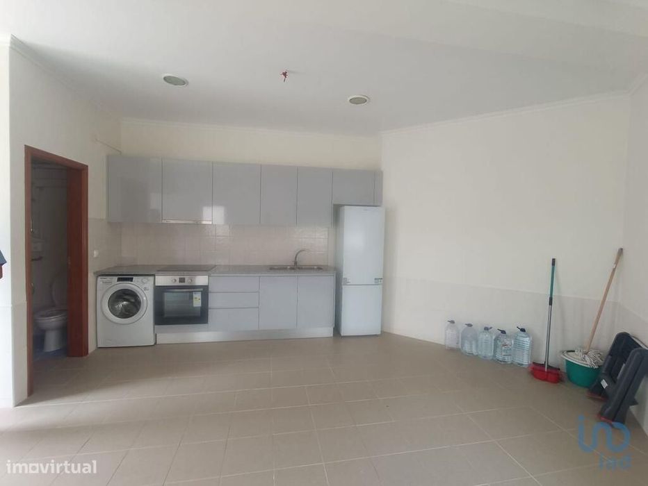 Apartamento em Lourinhã e Atalaia de 24,00 m2