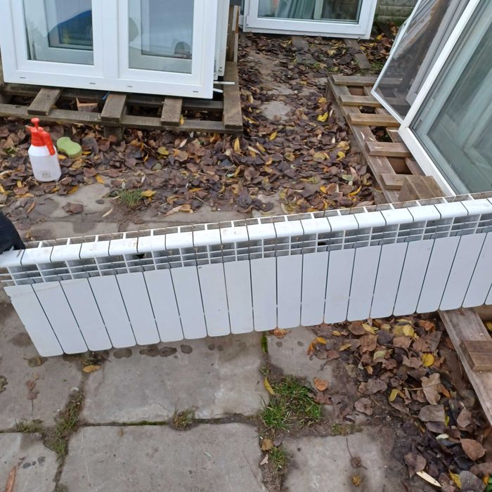 Grzejniki aluminiowe niskie ok.60 żeberek