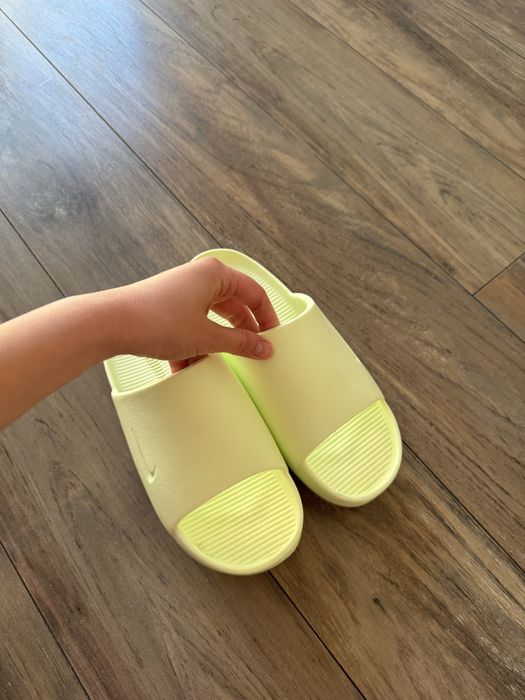 Шлепки nike размер M6/W7