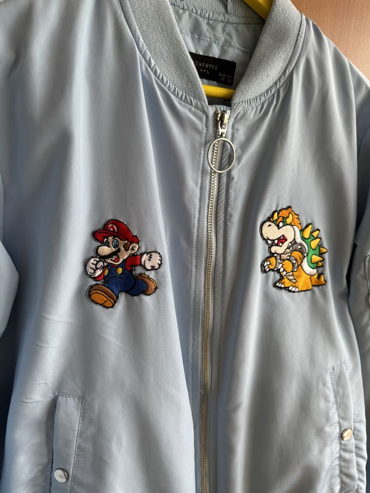 Kurtka bomberka z naszywkami Mario Bros, L