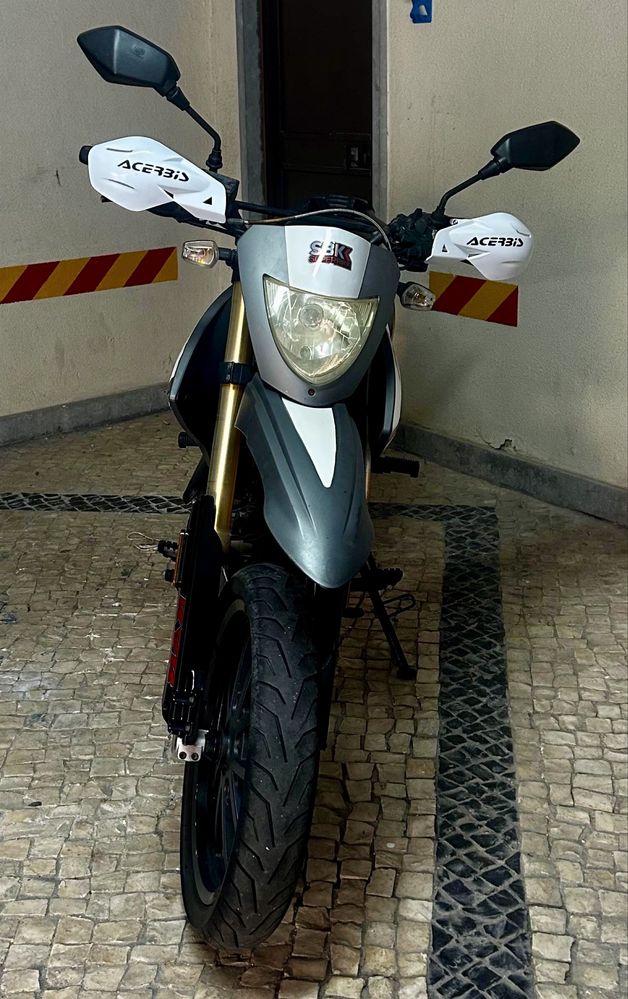 Keeway TX125 Supermotard, em excelente condição