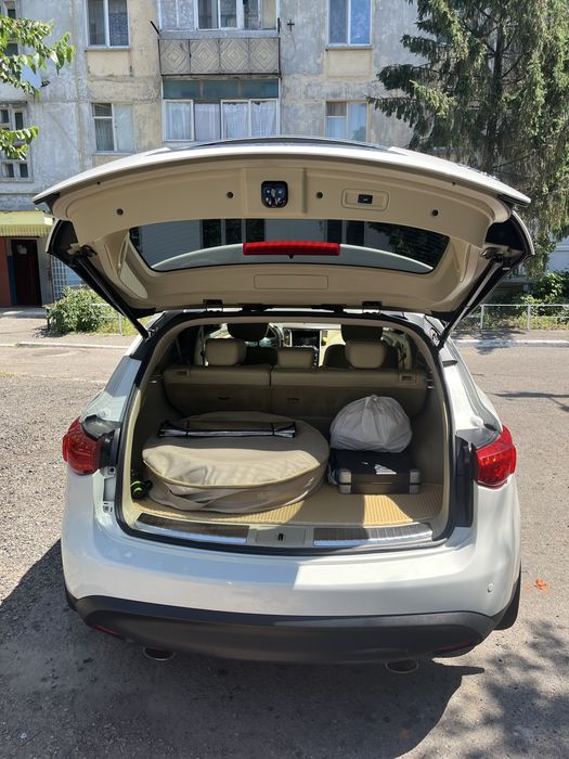 Продам инфинити фх35