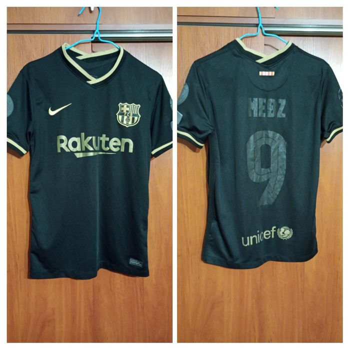 Набір футбольних футболок розмір  S