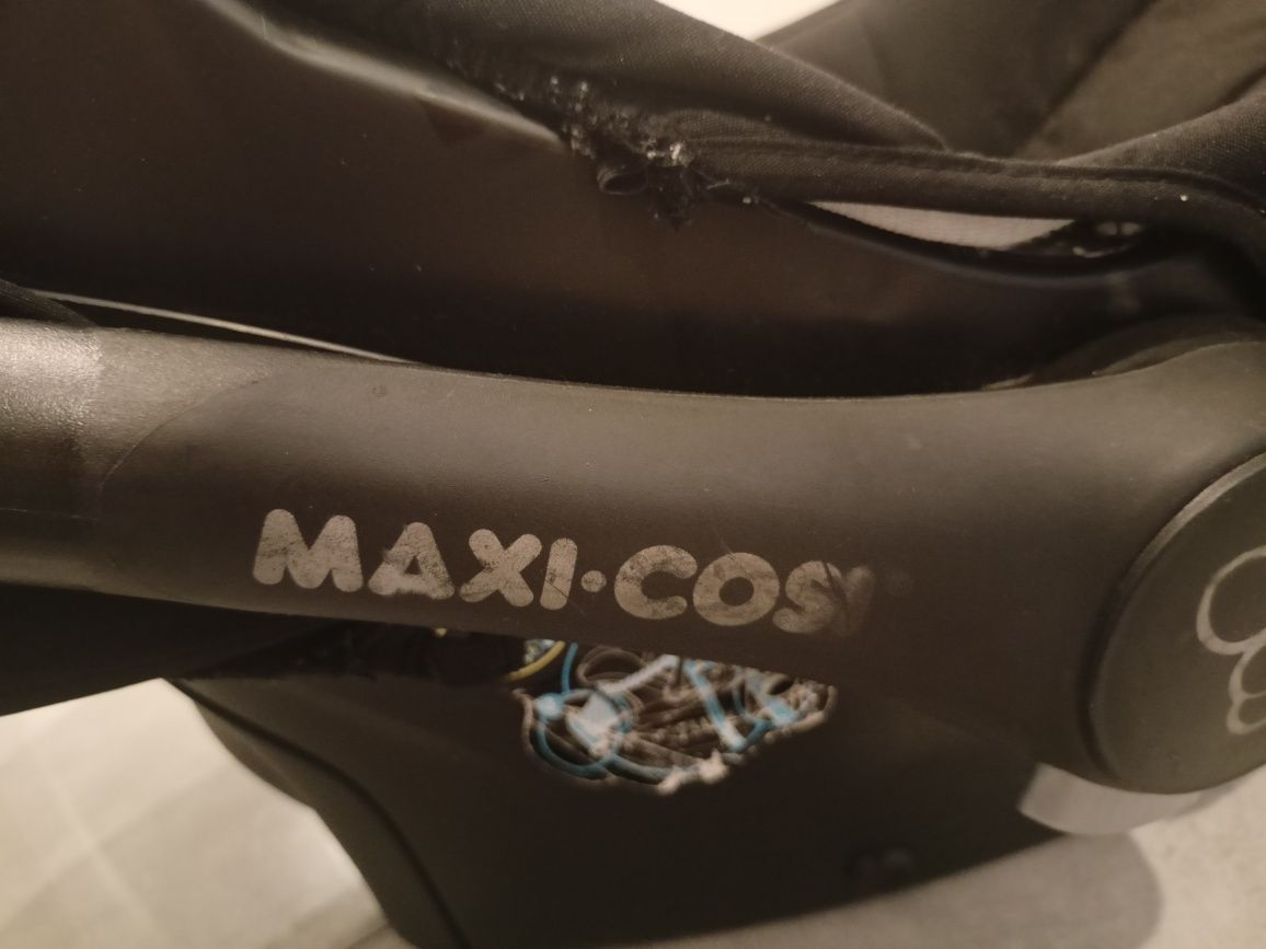 Maxi Cosi Cabriofix plus baza