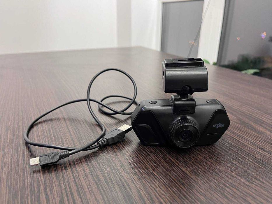 Продам відеореєстратор Gazer F117 - 800 грн