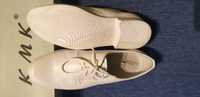 Białe buty do komuni 33