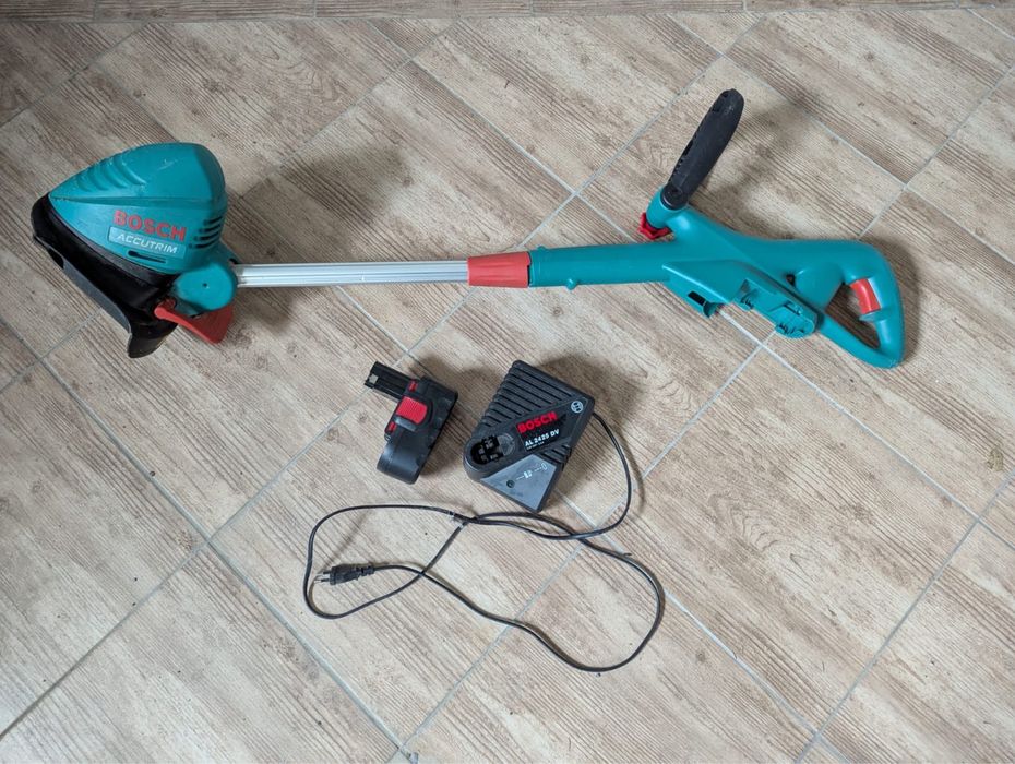 Sprzedam używaną podkaszarke akumulatorową firmy BOSH